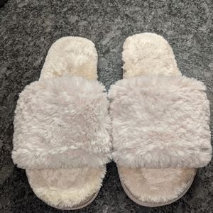 Minnetonka plush slides